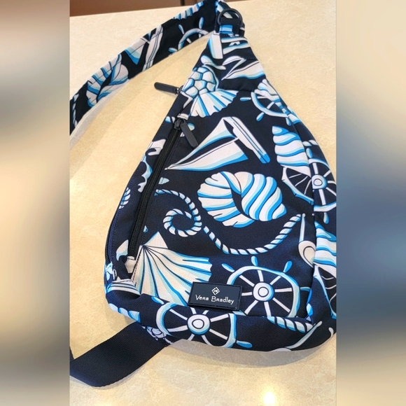 3pc Set of Vera Bradley Shore Enough, sling bag, beach towel & luggage tag! NWT - Picture 4 of 8